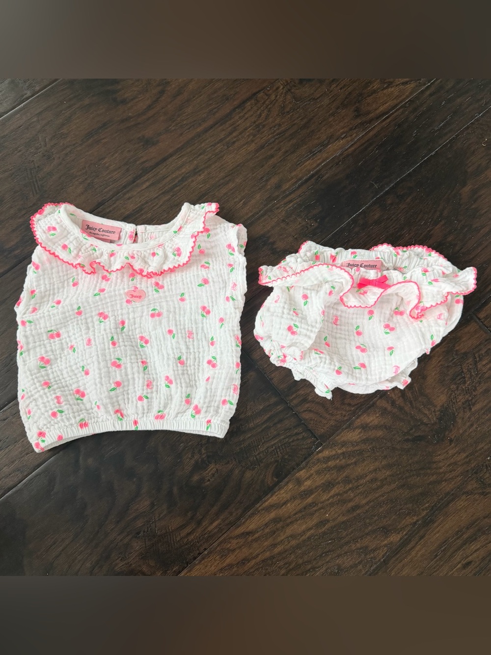 Juicy couture baby outfit set